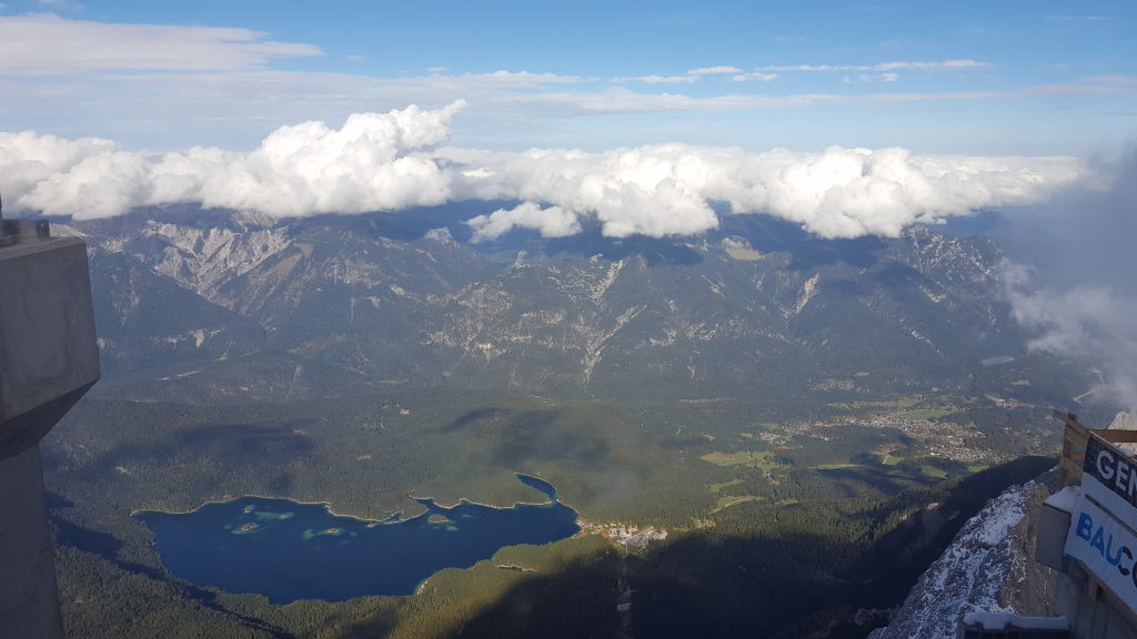 Zugspitze im Oktober: 2.962 Meter, zu wenig Jacke, perfekter Tag
