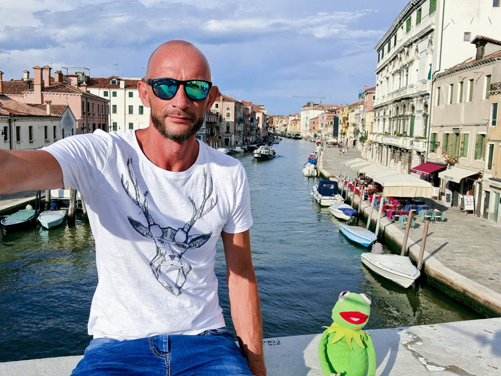 Venedig im August: Sonnenaufgang, Kanäle & Kermits Tauben-Diplomatie