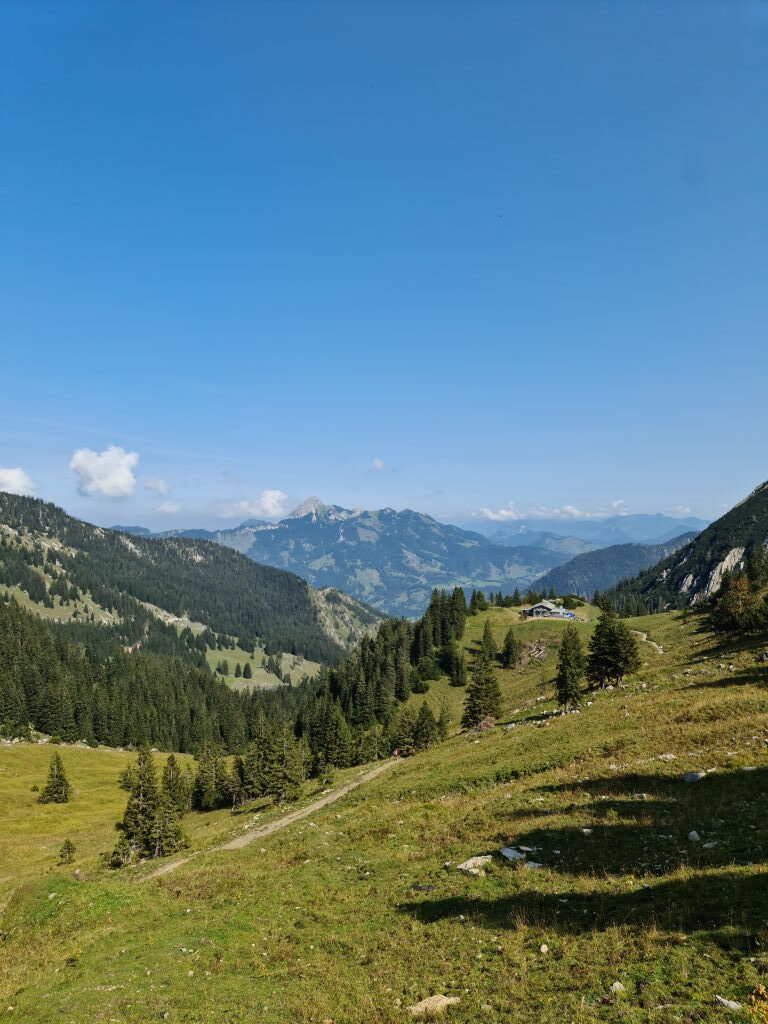 Panorama am Taubenstein mit Blick auf den Spitzingsee im September 2020
