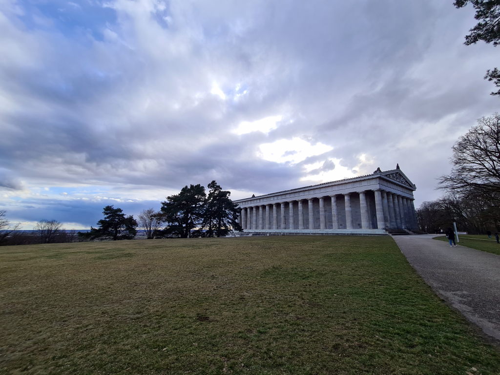 Walhalla Regensburg griechischer Tempel März 2021