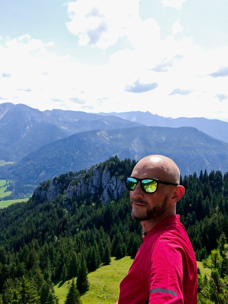 Panoramablick vom Aussichtspunkt am Wendelstein