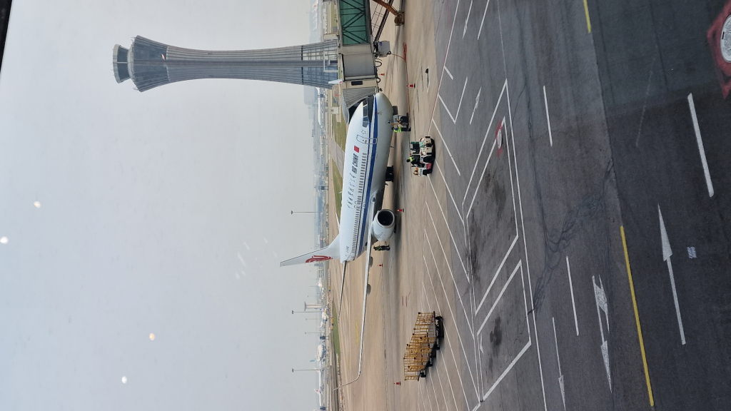 Air China Flugzeug am Gate Peking