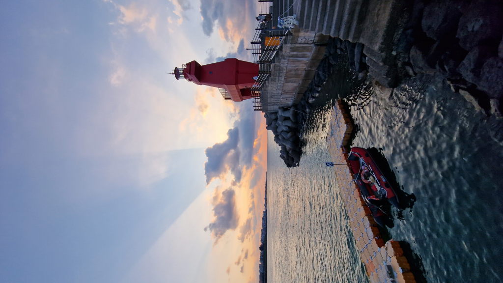 Roter Leuchtturm Iho Tewoo Beach Jeju Sonnenuntergang