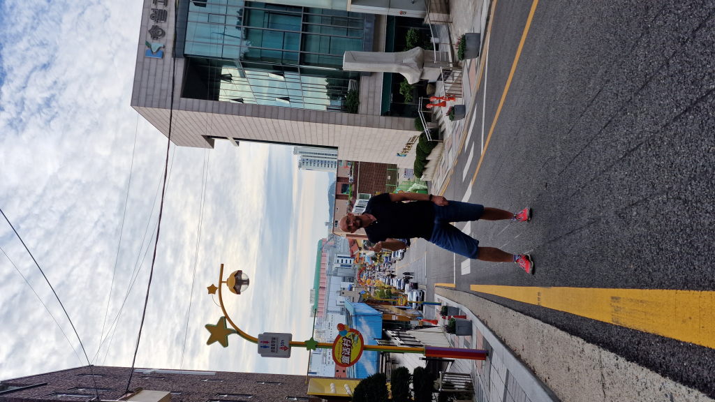 Selfie in Chinatown Straße mit Sternlaterne Incheon Märchendorf