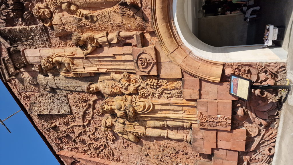 Fluss Rioni von der Brücke aus gesehen in Kutaisi