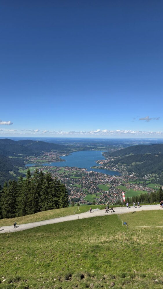 Ein Tag am Wallberg – Wandern, Aussicht und Streuselkuchen am Tegernsee